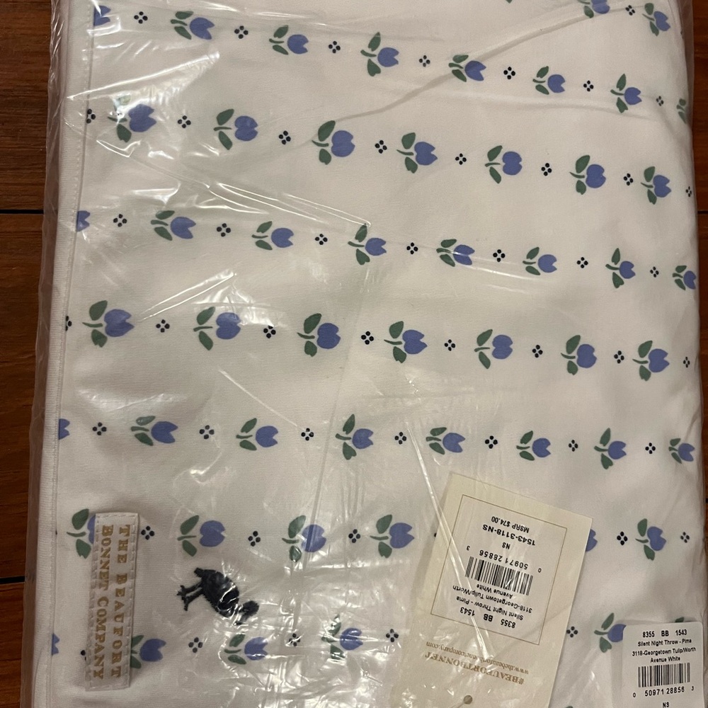 NWT The Beaufort Bonnet Company Throw Blanket